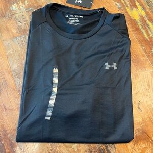 NWT Under Armour Men’s Tech Tee
